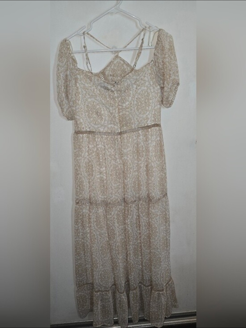 Boho Cream Paisley Maxi Dress Puff Sleeves-NWOT - Picture 11 of 11